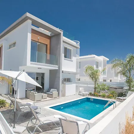 Villa The Complete Guide To Renting Your Exclusive Holiday In Protaras With Private Pool And Close To The Beach 1321 Paralimni